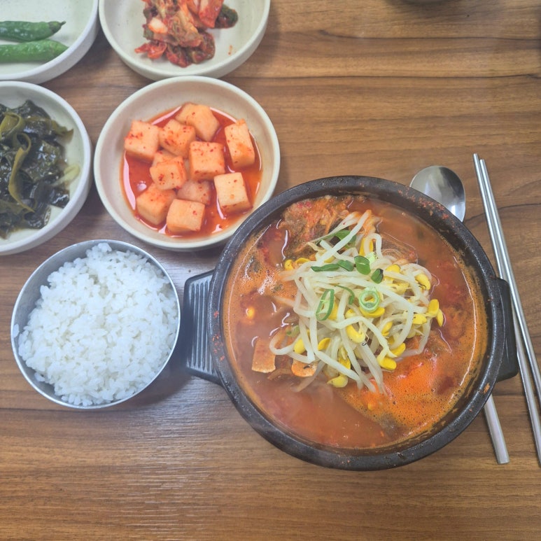 윤가네뼈다귀해장국 사진 2