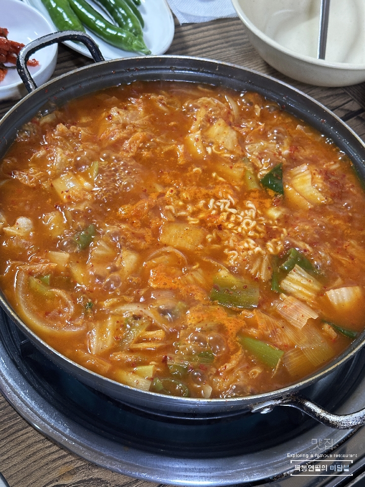 돈이네 생돼지김치찌개전문점 수원1호점 사진 7