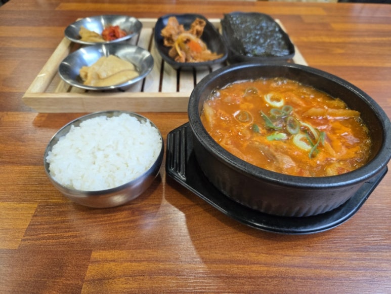 산들애찌개 사진 8