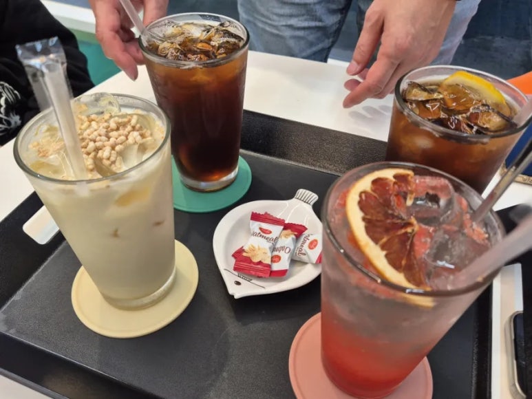 리버페리카페 이미지