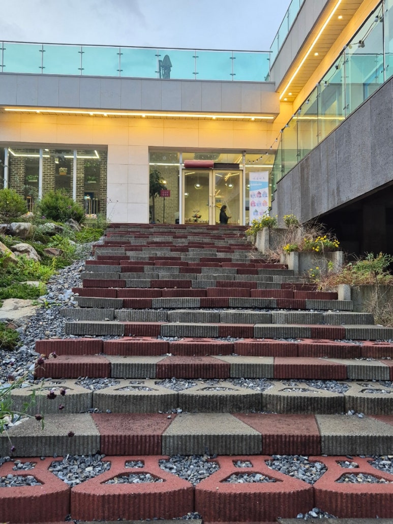 리버페리카페 이미지