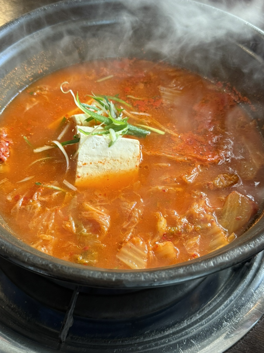 백채김치찌개 합정점 사진 8