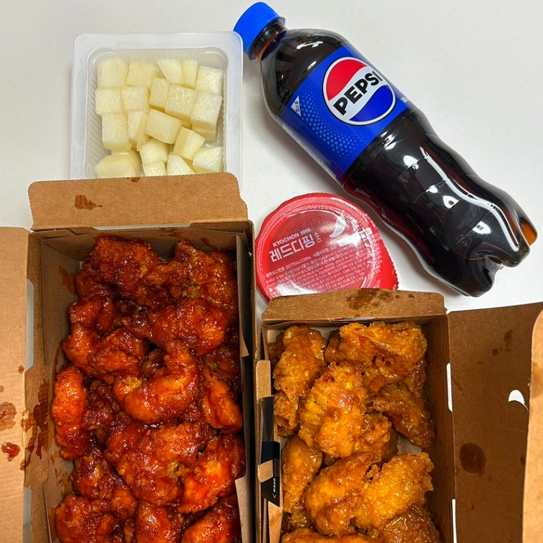 교촌치킨 광명1호점 사진 8