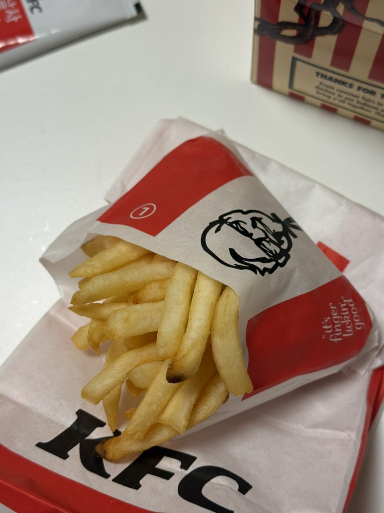 KFC 문정역점 사진 8