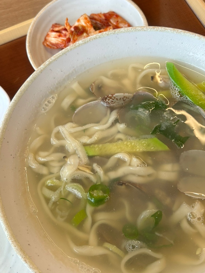 고향엄마손생바지락칼국수 서울문정점 사진 7