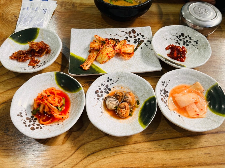 꽃다리식당 사진 2