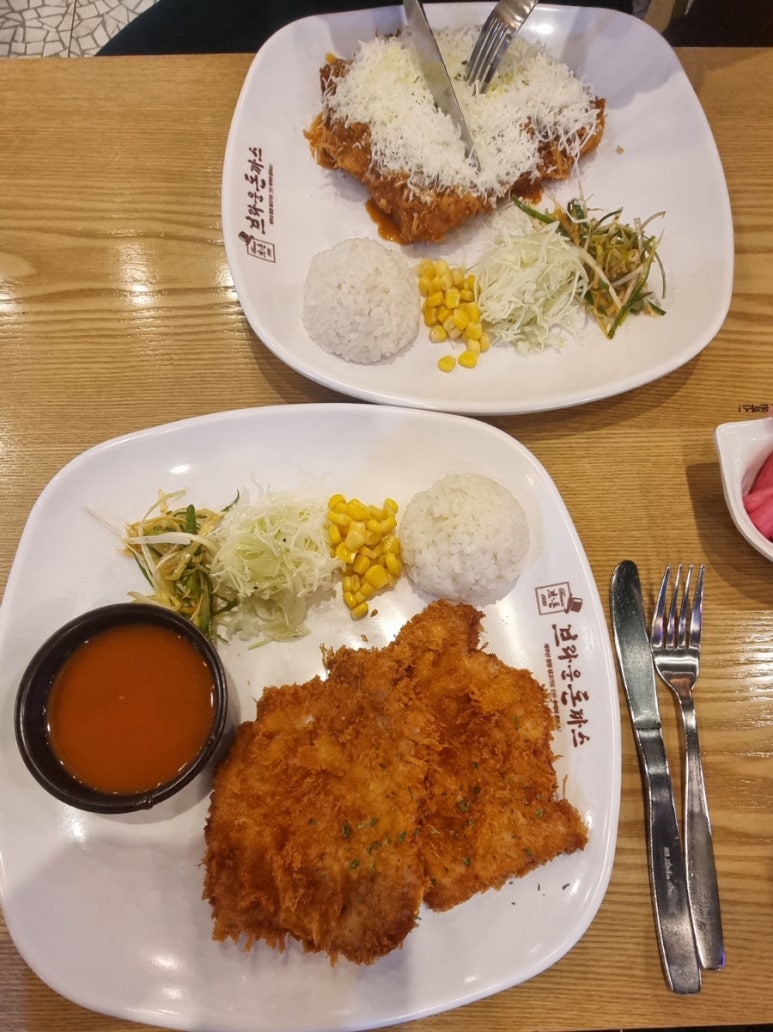 브라운돈까스 롯데마트제타플렉스 잠실점 사진 2