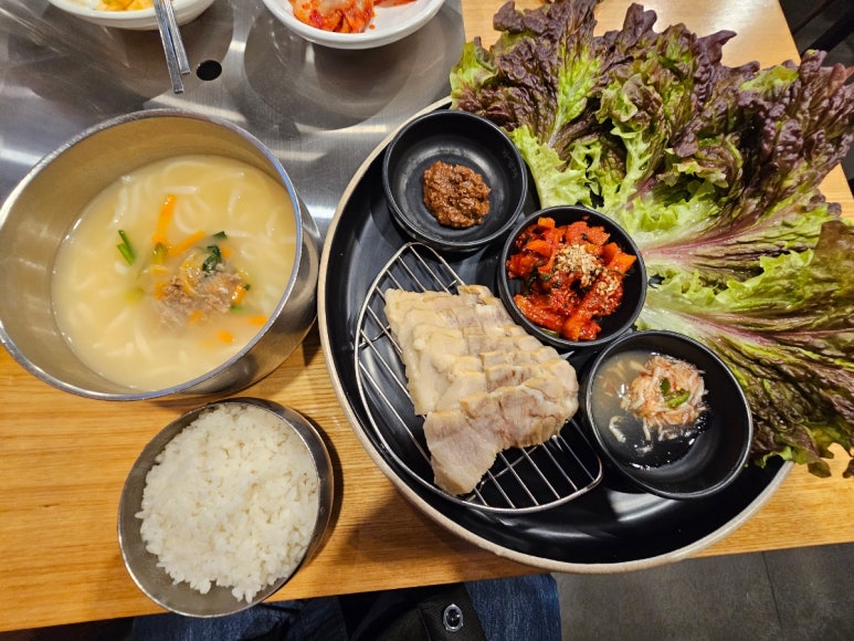 명동칼국수 NC천호점 사진 2
