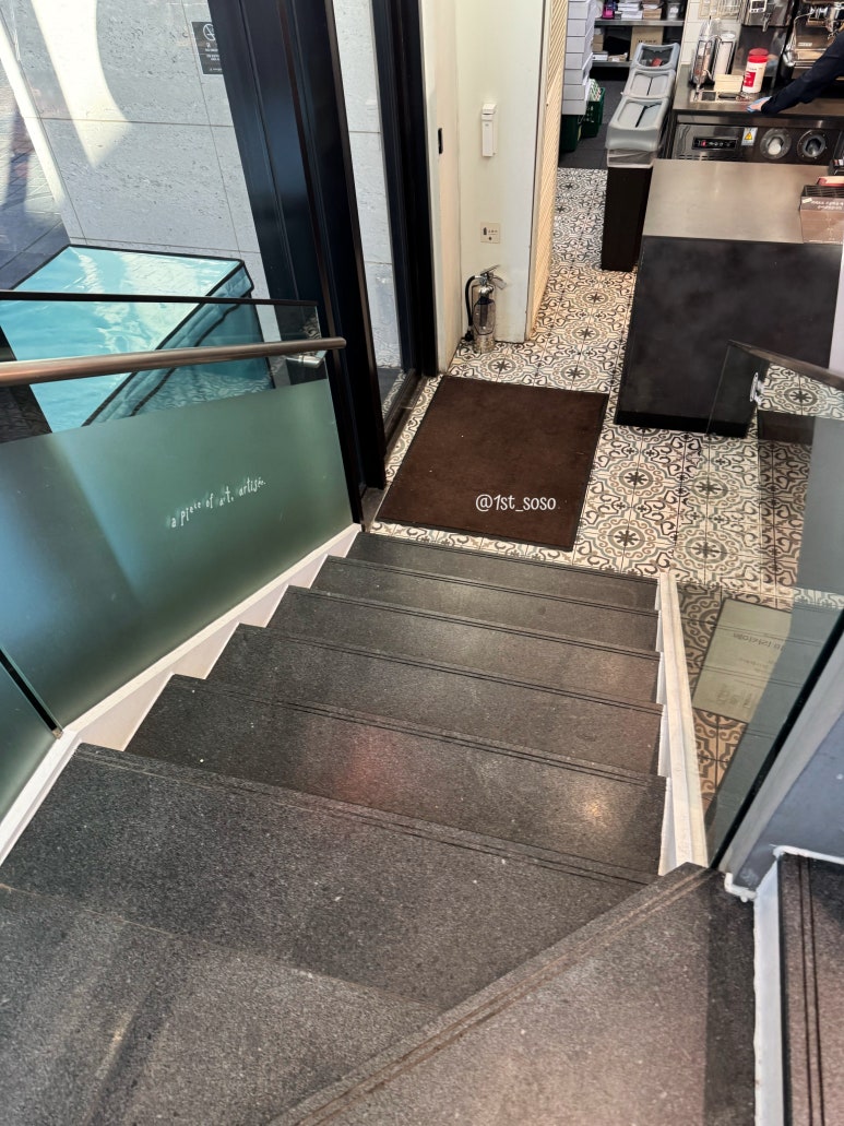 아티제 강남구청역점 사진 2