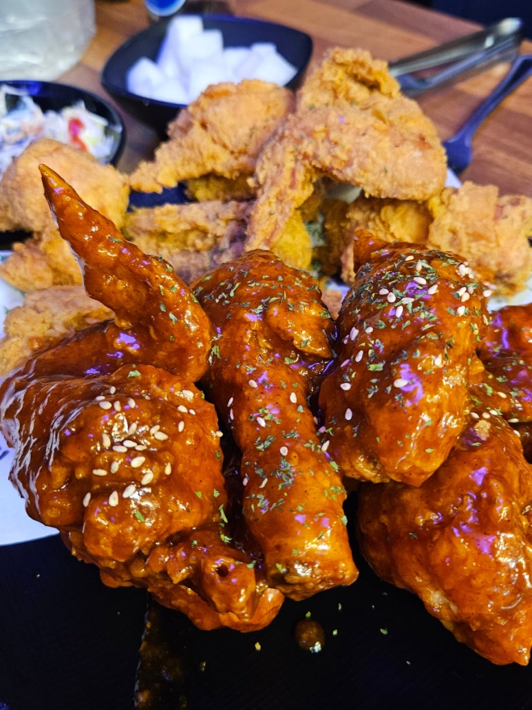 치킨매니아 가락점 사진 6