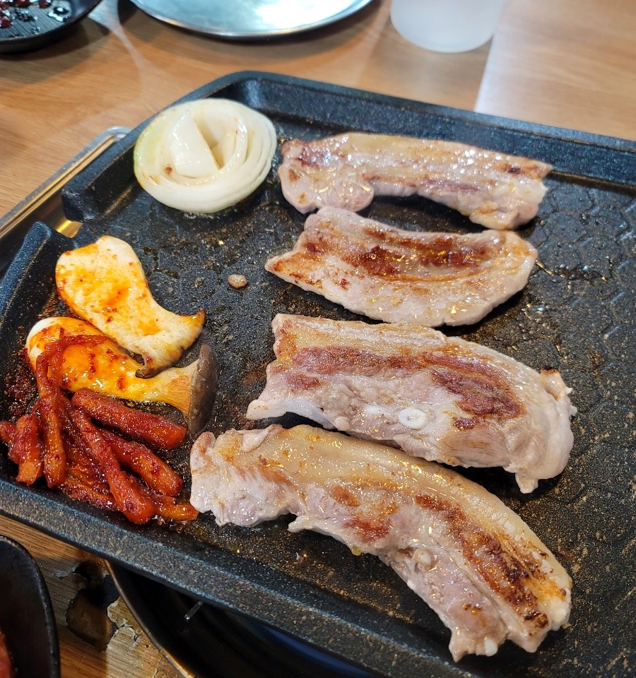 생삼겹&마포주물럭 대표 사진