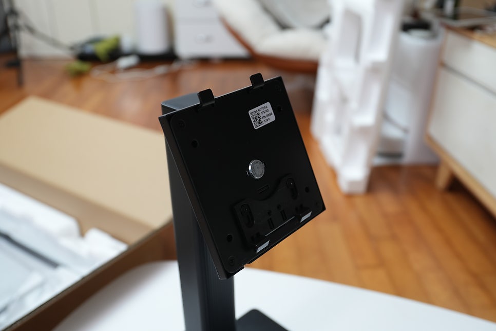 37인치 4K 대화면 LS37D700 삼성 뷰티니디 모니터와 삼성 노트북 듀얼 모니터 작업 환경,  플스 5사용에도 적합 이미지 6