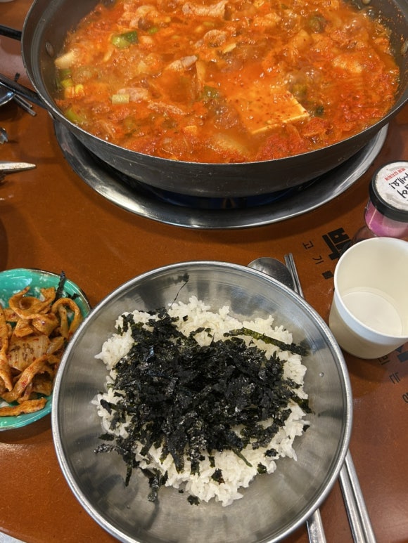 백채김치찌개 방화점 사진 8