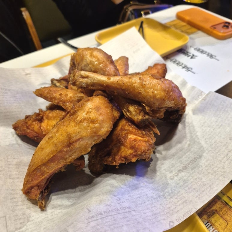 깐부치킨 판교역점 사진 5