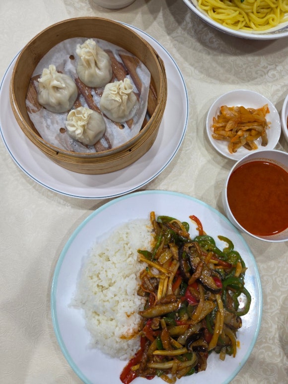 홍신원 대표 사진