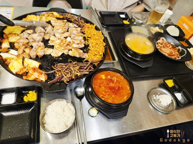 상구네솥뚜껑삼겹살 홍대점 사진 8