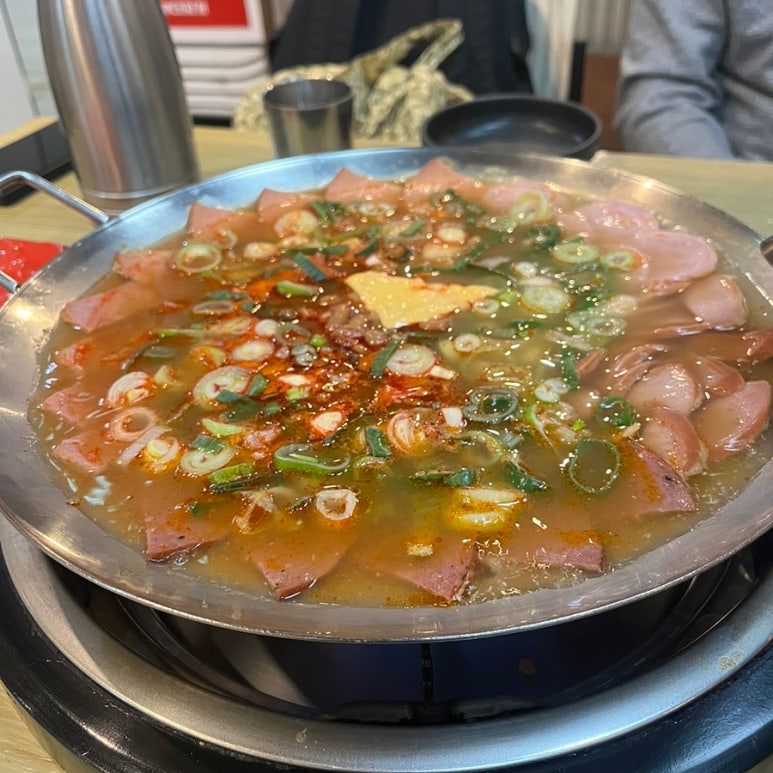 놀부부대찌개 건대스타시티점 사진 6
