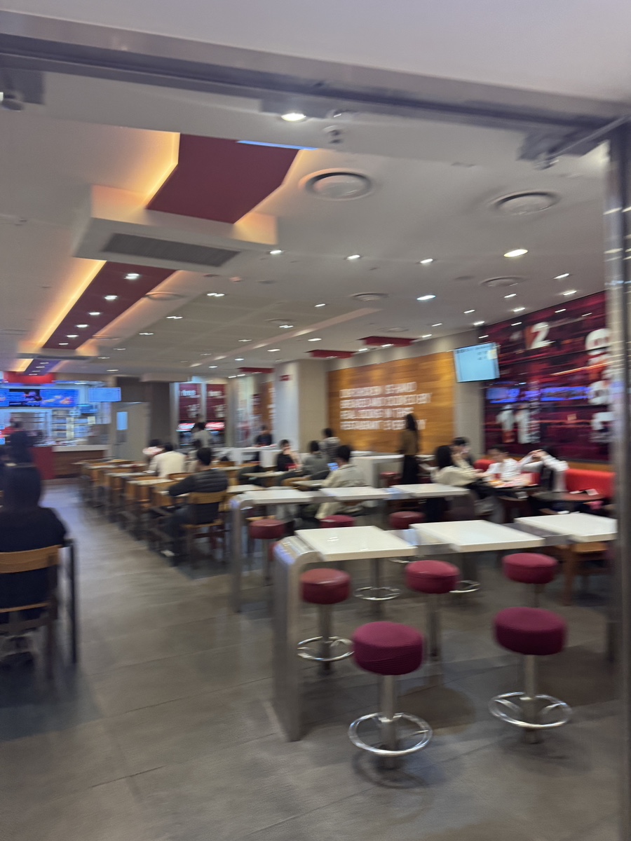 KFC 코엑스MALL 사진 8