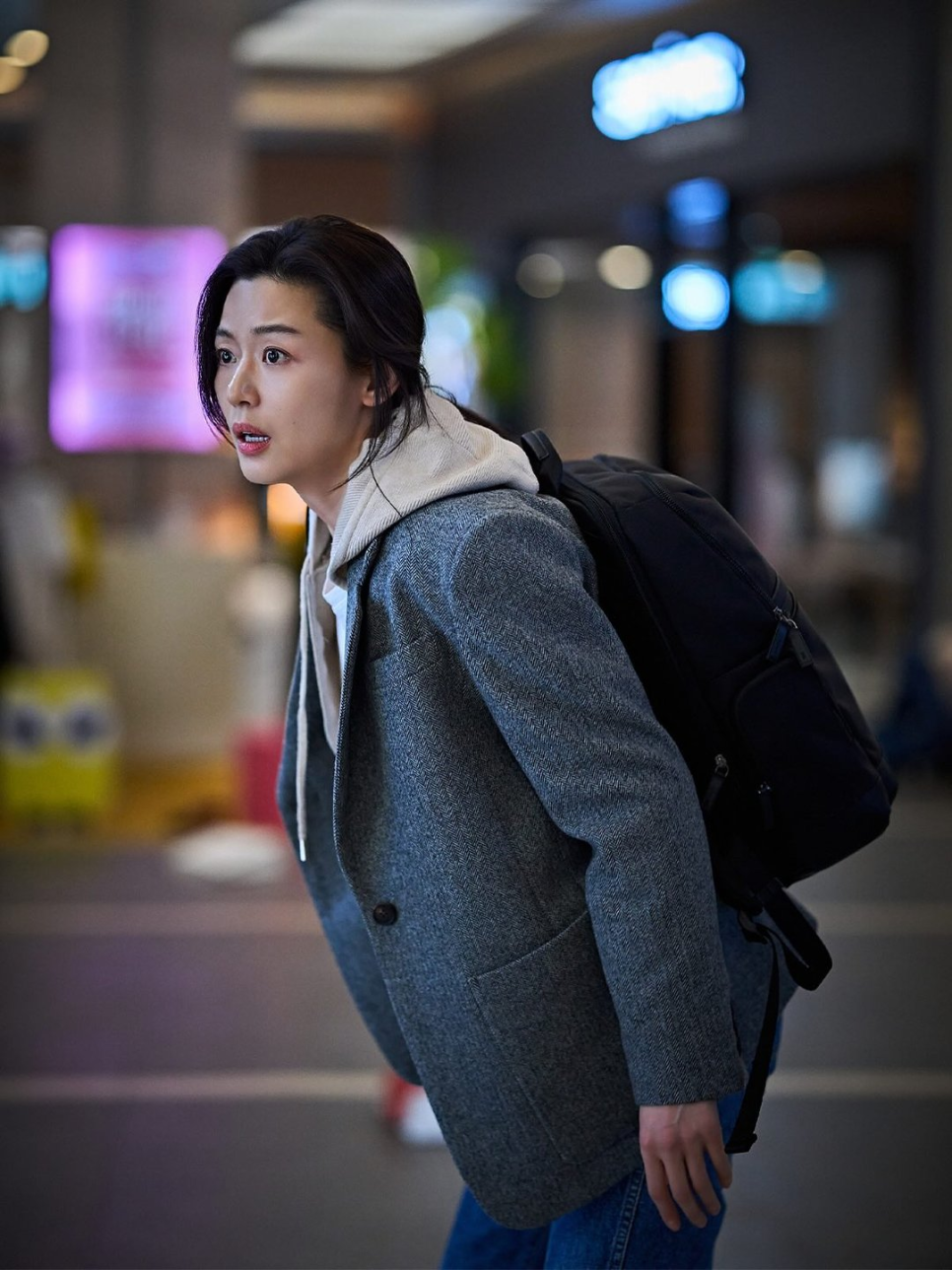 예상 못한 모습이 나왔다… 전지현 11년 만에, 분위기 달라진 이유 이미지 3