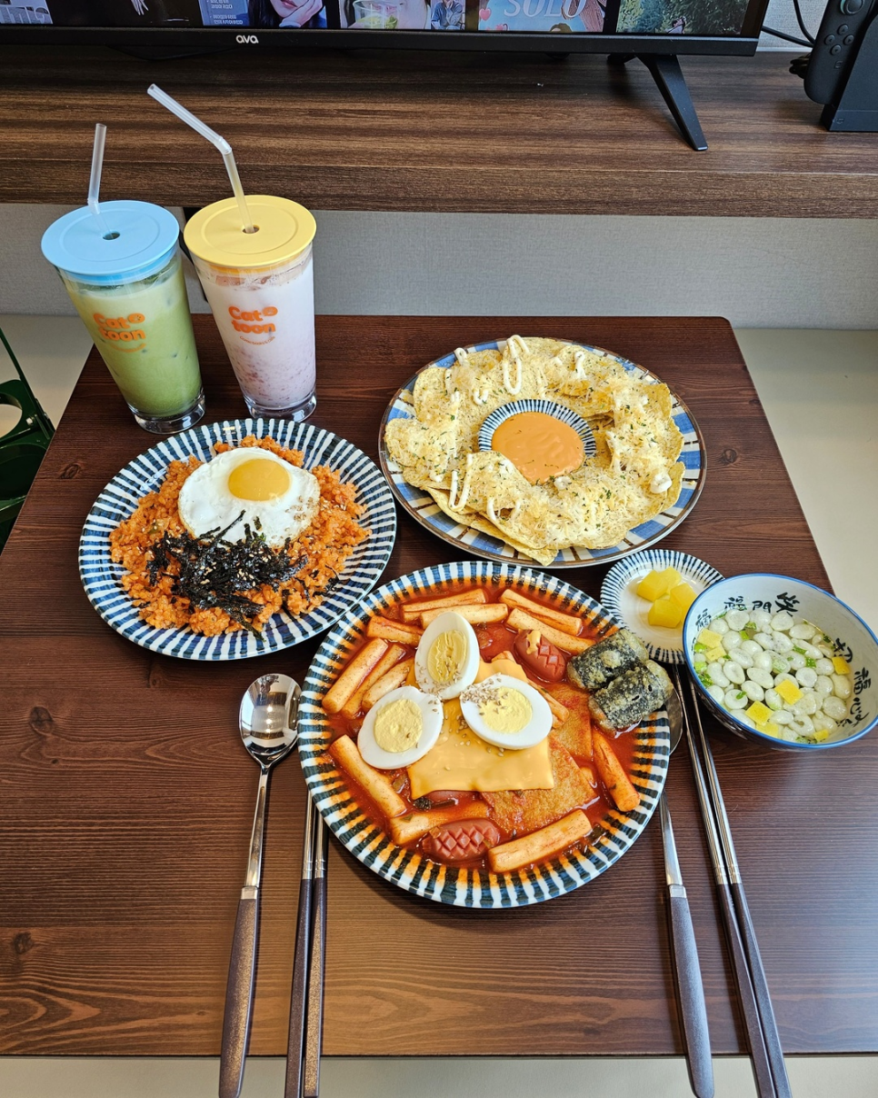 캣툰 홍대점 사진 2