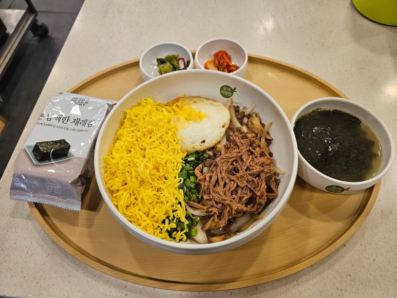 본죽&비빔밥cafe 명동점 사진 4