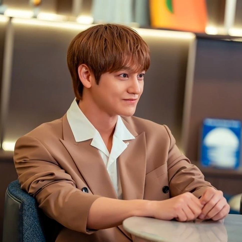 김범, 화장품 대기업, 시선이 쏠린 이유 이미지 1