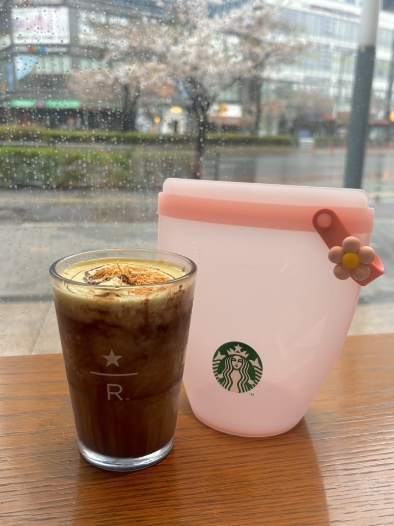 스타벅스 판교아비뉴프랑R점 사진 5