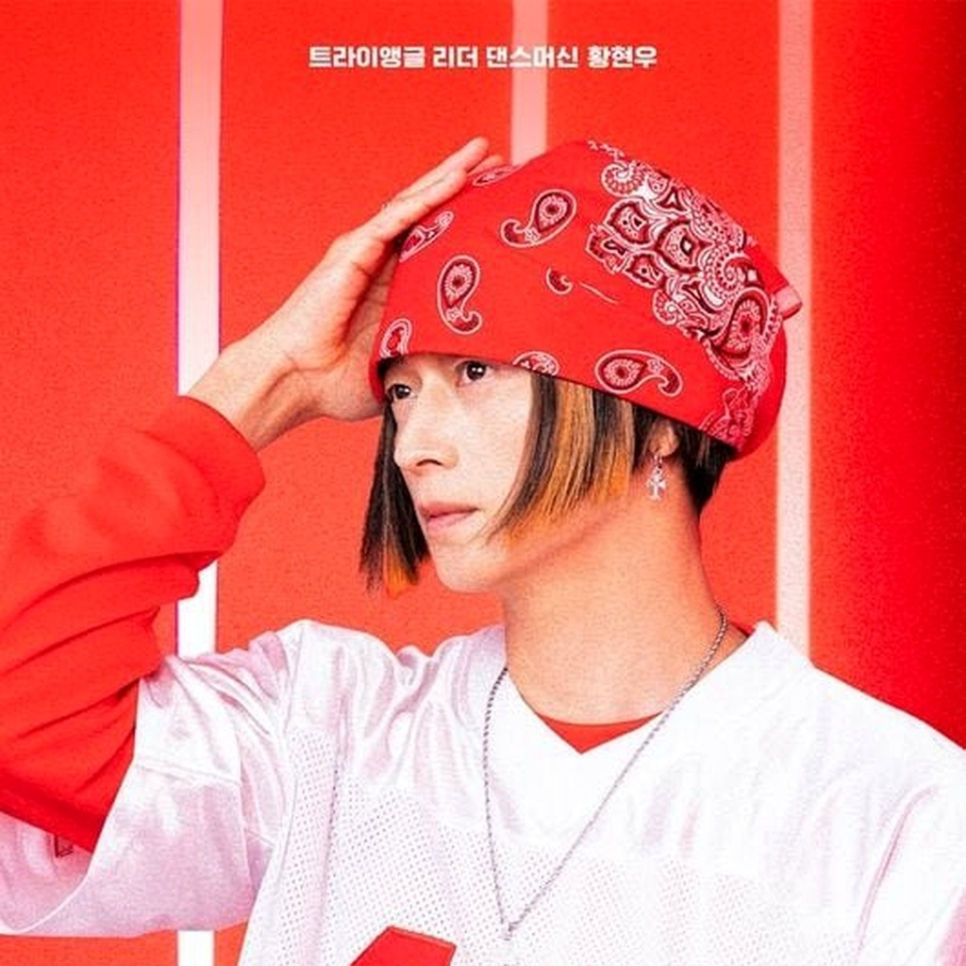 강동원 두건 칼머리 파격변신, 전작과는 다른 매력 예고했다 이미지 3