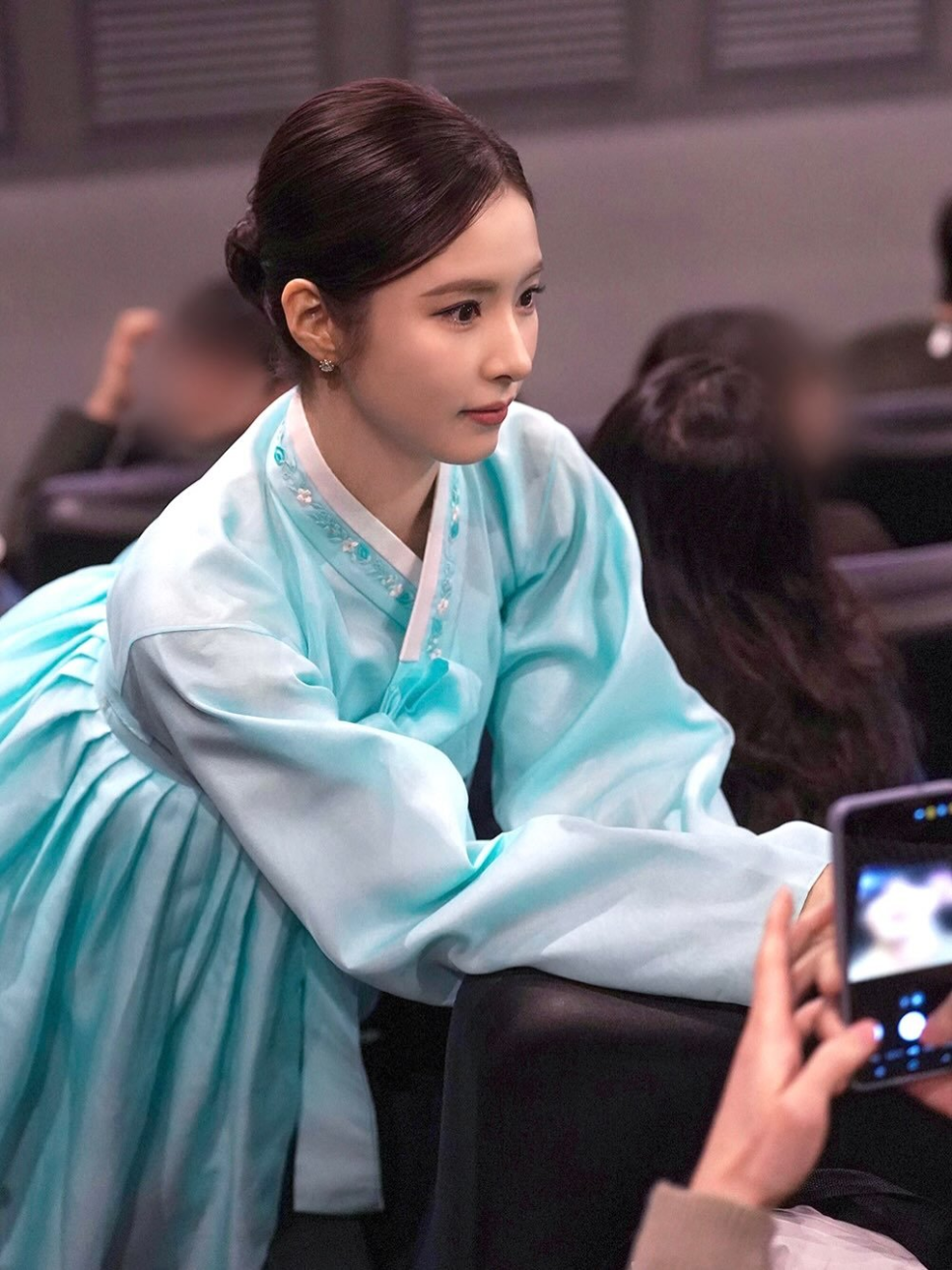 류승완 감독 휴민트 신세경, 반응과 기록을 동시에 잡았다 이미지 1