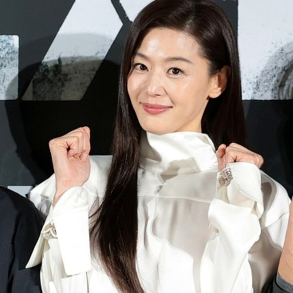 군체 지창욱·전지현 K-좀비 신작, 반응이 커진 배경이 드러났다 이미지 3