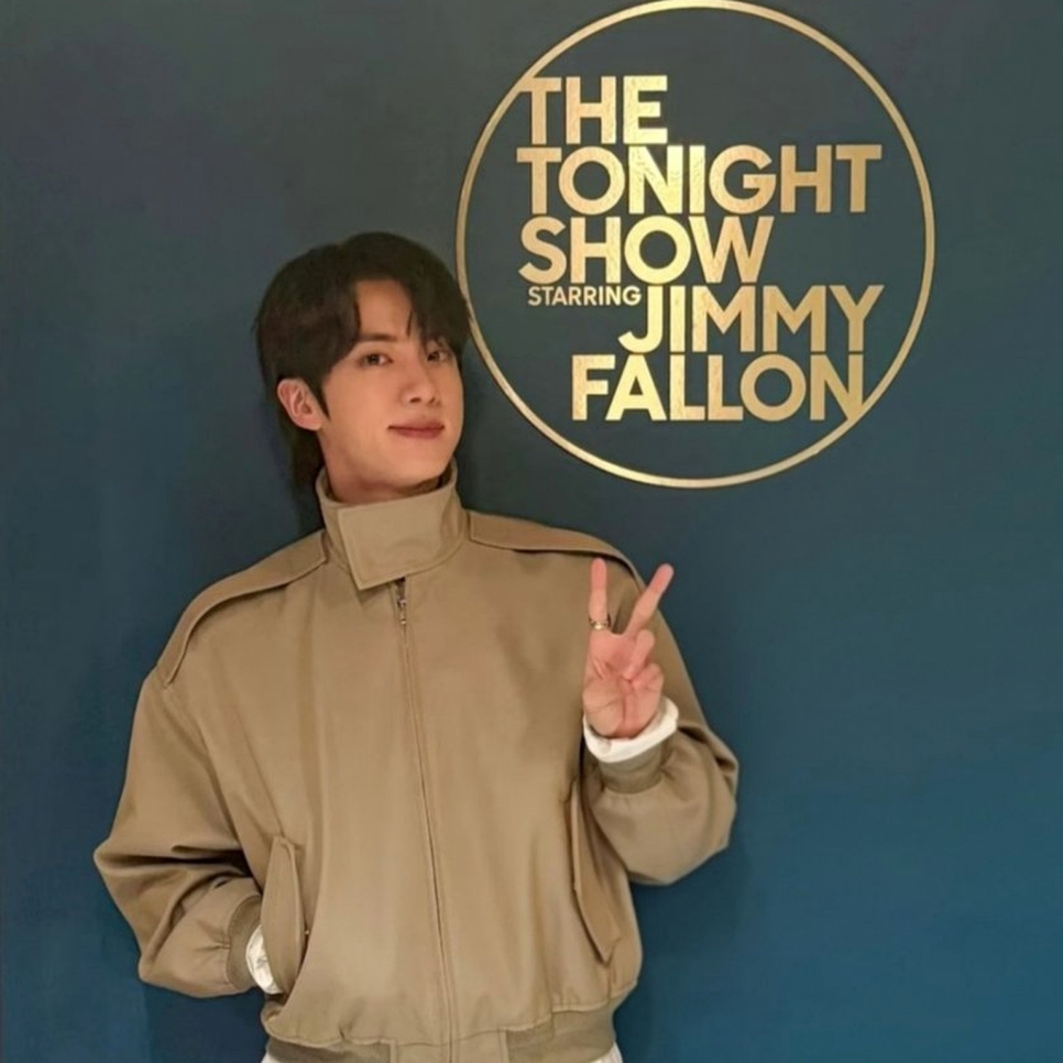 방탄소년단 진, 짧은 인터뷰가 의외의 화제가 됐다 이미지 1