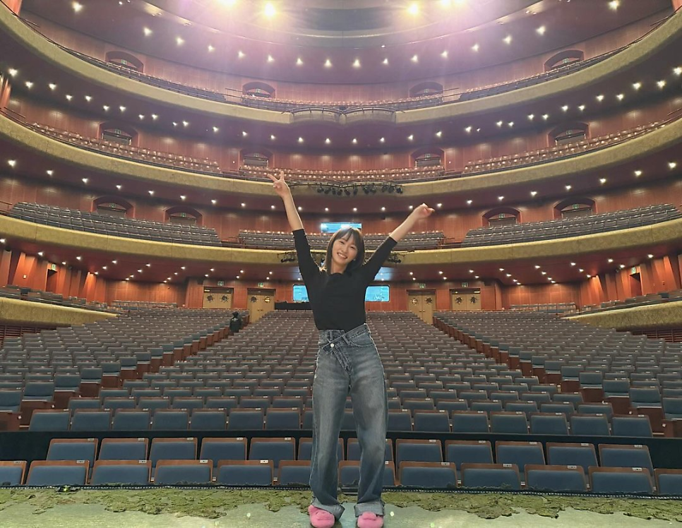 8살 차 배우 부부, 기대만큼 아니었다는 반응도 나온다 이미지 3