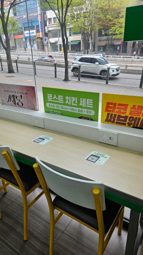 써브웨이 양재역점 사진 6
