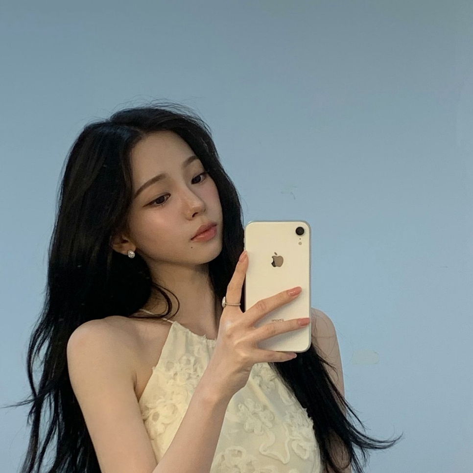 카리나 순백 인형 비주얼, 결과보다 과정이 더 화제가 됐다 이미지 1