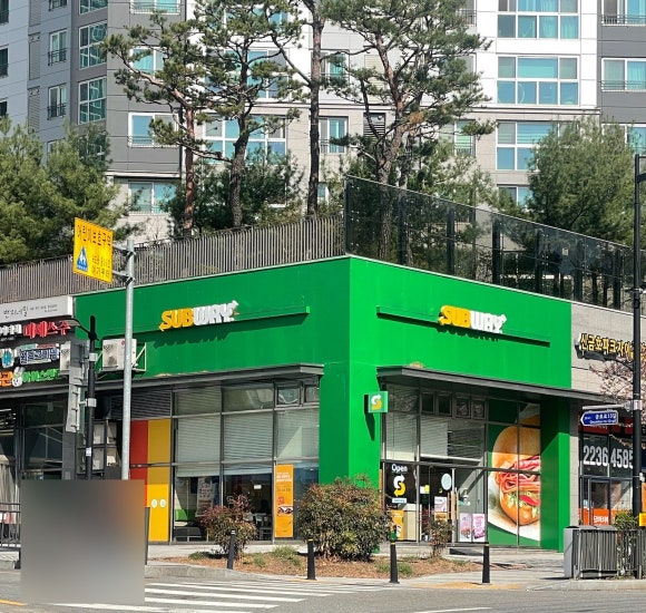 써브웨이 신금호역점 사진 4