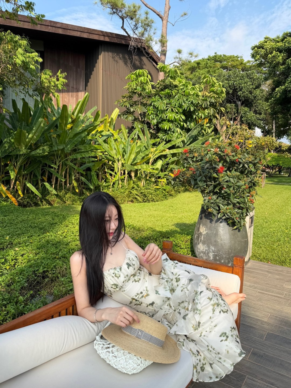 경리 벚꽃길 여신 미모, 생각보다 파장이 컸다.! 이미지 2