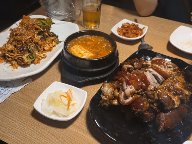 송이족발 구로역점 사진 8