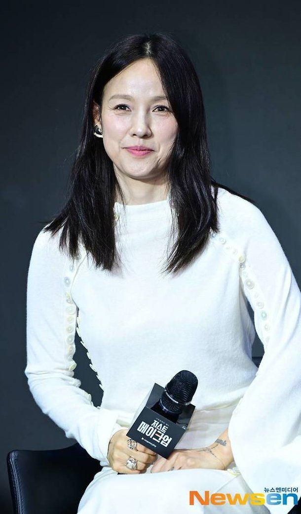 이효리, 아버지와 마지막 투샷 공개되며 생전 모습 재조명, 뒤늦게 더 화제가 되는 이유! 이미지 2