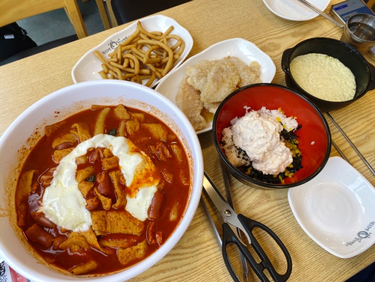동대문엽기떡볶이 철산점 사진 8