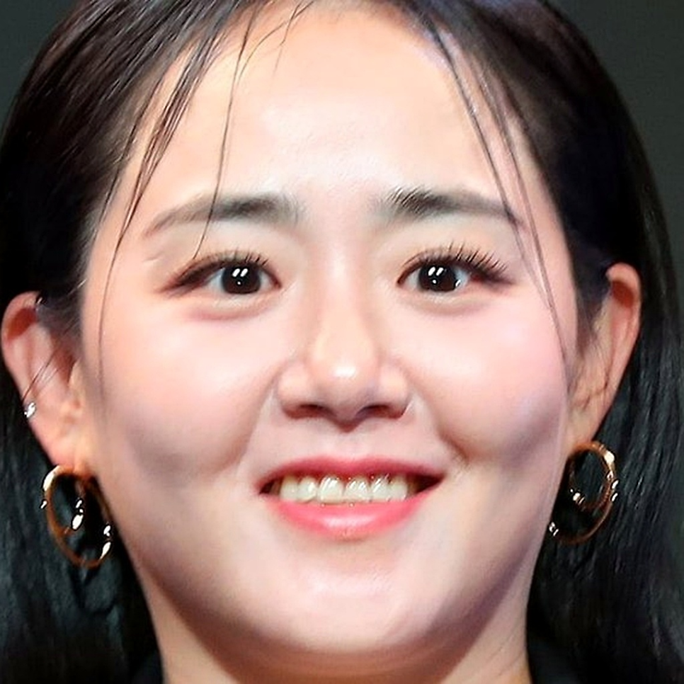 문근영 희귀병 고백 후 근황, 이 말 이후 분위기 바뀌었다 이미지 3