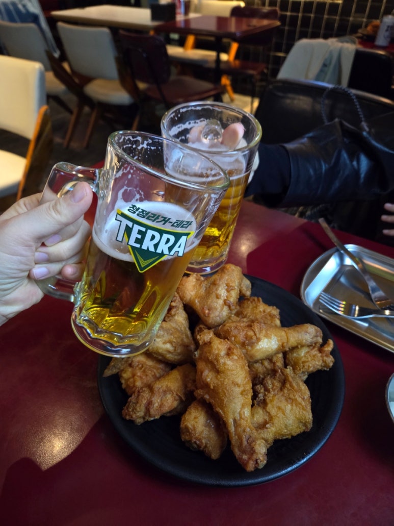 깐부치킨 한티점 사진 5
