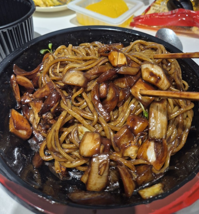 칭칭차이나 사진