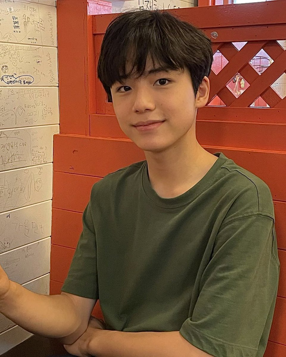 문우진, 허수아비 출연 확정, 지금 다시 보는 사람들이 늘어난 이유 이미지 5