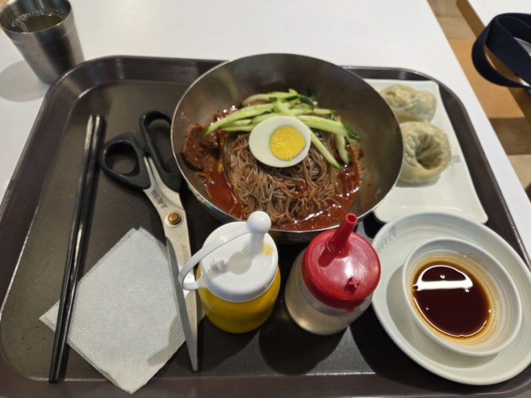 오장동흥남집 AK플라자 분당점 사진 3