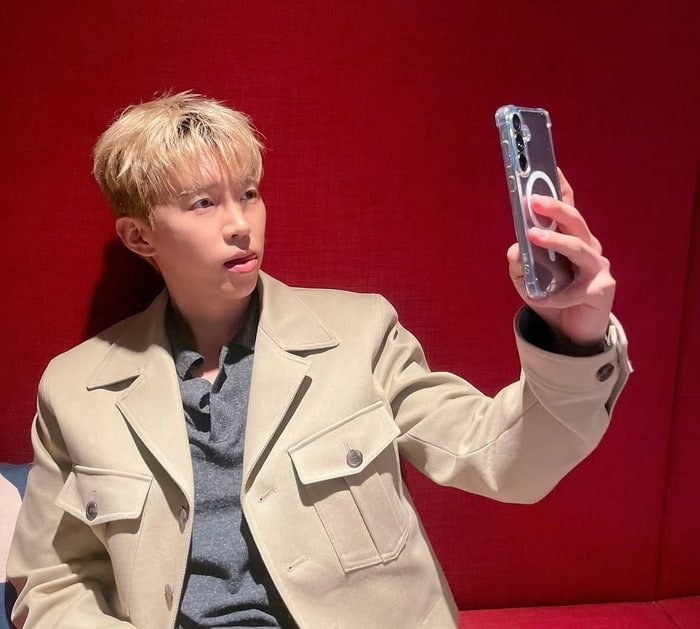 임영웅 전세계 1위 유튜버와 찍고도 반응이 갈렸다 시선 쏠렸다 이미지 4