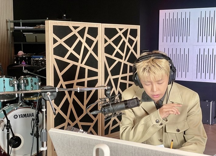 임영웅 전세계 1위 유튜버와 찍고도 반응이 갈렸다 시선 쏠렸다 이미지 5