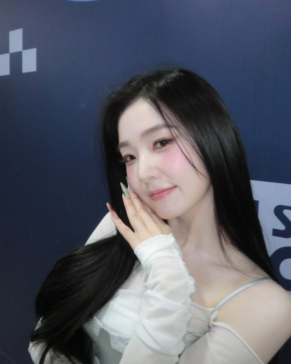 레드벨벳 아이린 솔로 1위 하나로 분위기 달라졌다 시선 쏠렸다 이미지 5