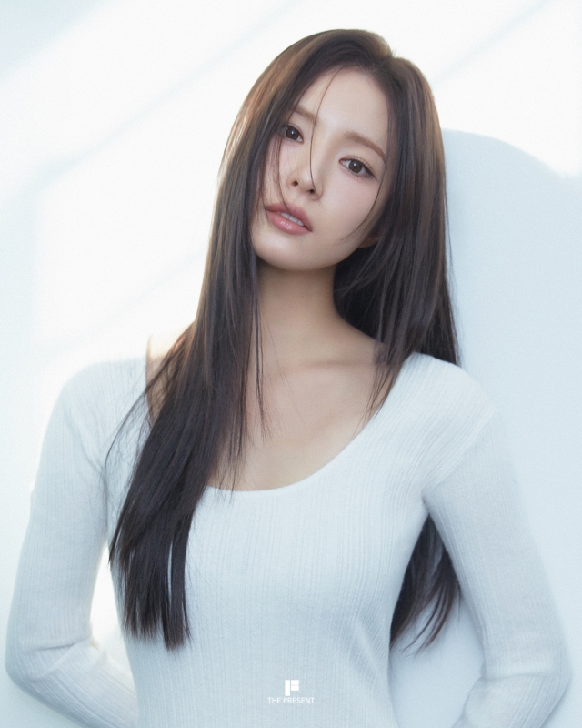 신세경 악몽 형사 특별출연으로 김남길과 호흡 맞춘다 근황 하나로 분위기 바뀌었다 이미지 5