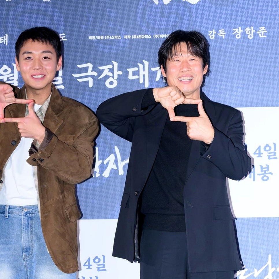 장항준 감독 워너원 예능 깜짝 등장 지금 보니 느낌이 완전히 다르다 이미지 1