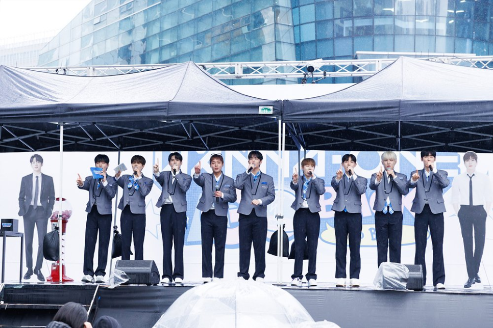 장항준 감독 워너원 예능 깜짝 등장 지금 보니 느낌이 완전히 다르다 이미지 4